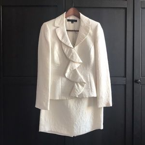Anne Klein Two Piece Suit